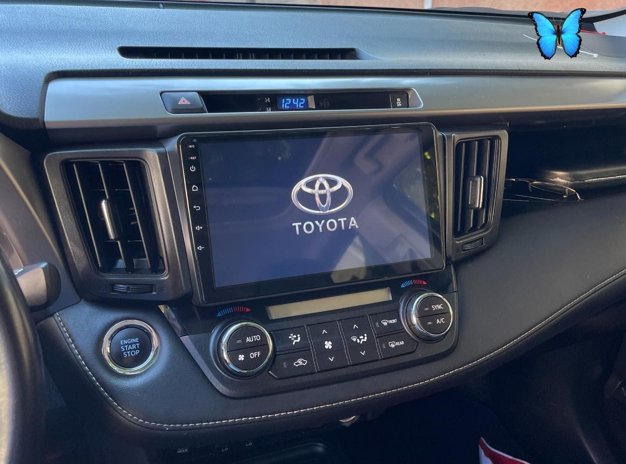 Toyota RAV4 Navigatie Upgraden? Ontdek de Voordelen van Dynavin met Apple CarPlay en Android Auto