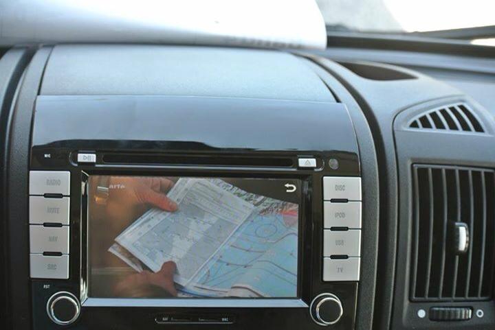 Peugeot Boxer Navigatie DVD Parrot androidlink DAB+ TMC