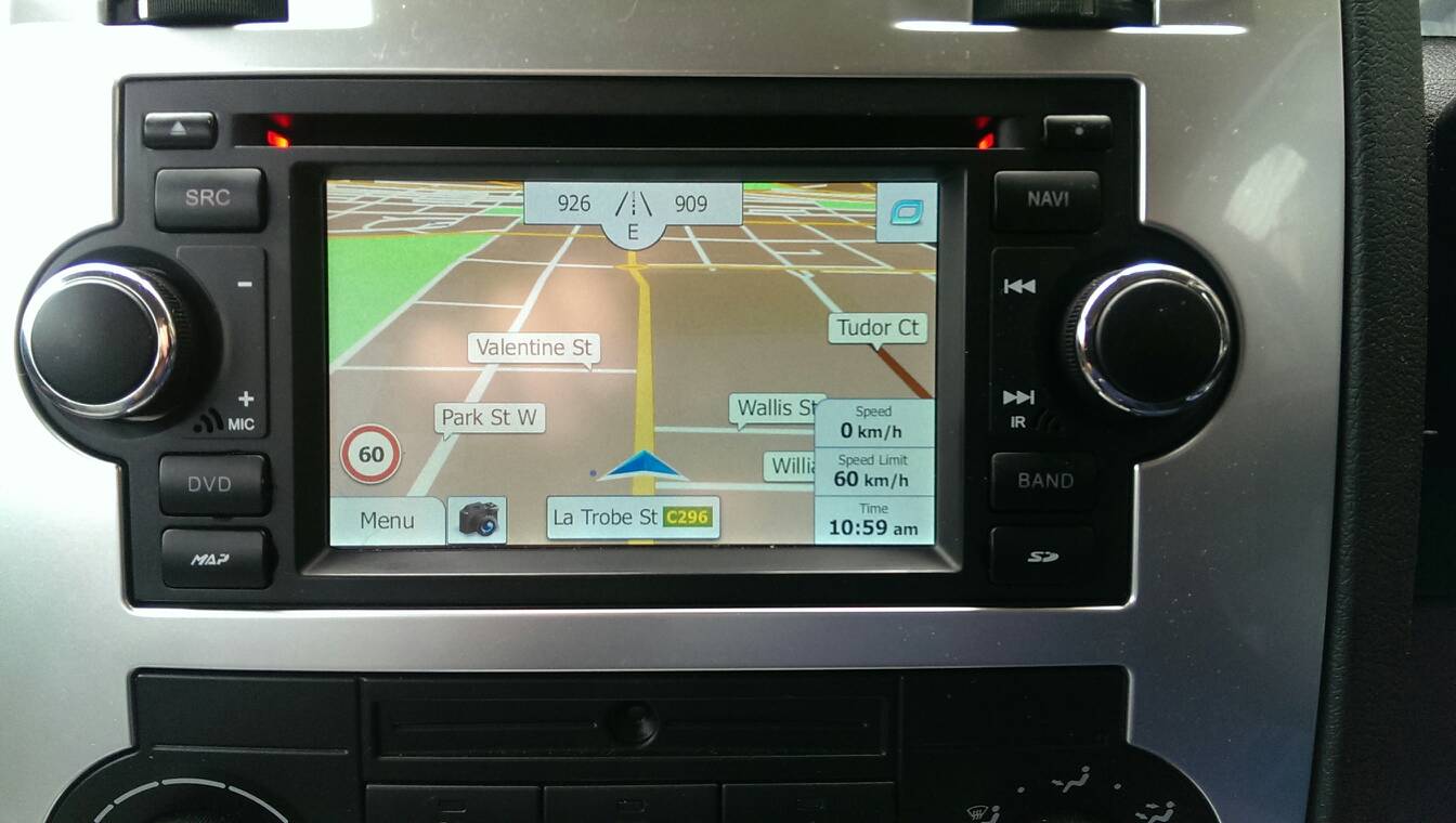 Navigatie chrysler dvd ipod carkit touchscreen internet android