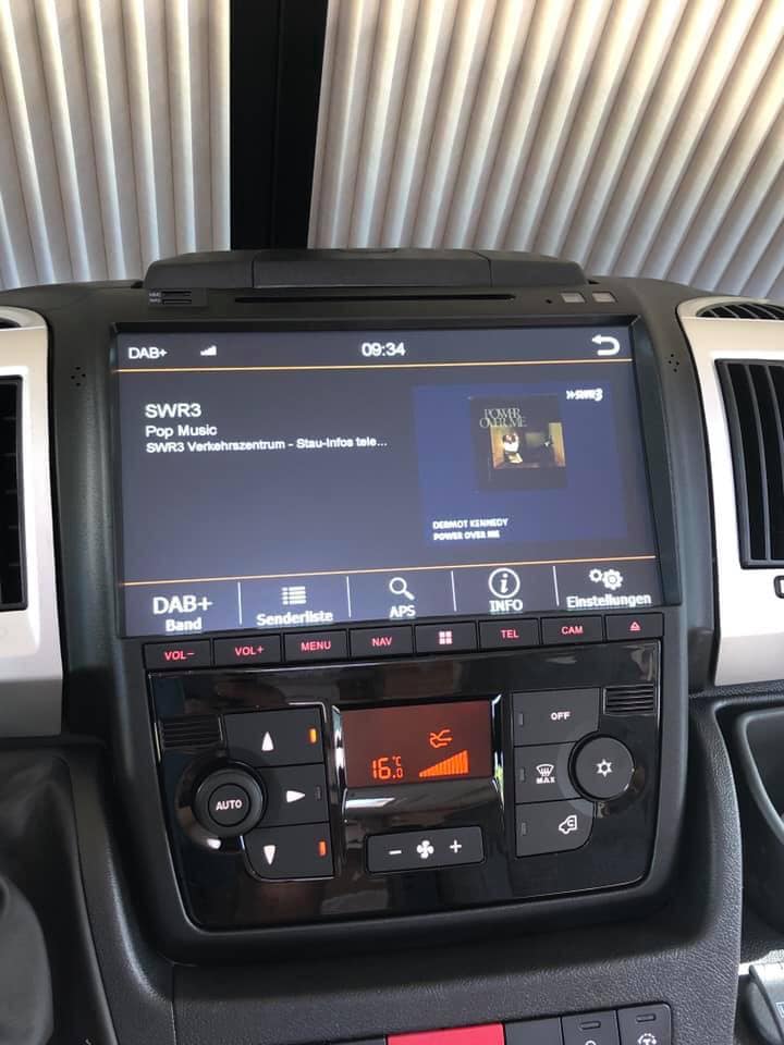 FIAT Ducato navigatie 10.2 Touchscreen parrot carkit apple carplay android auto DAB+