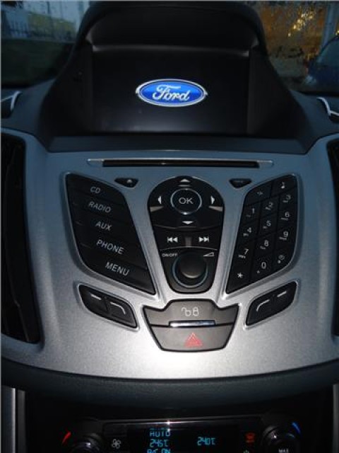 Ford Kuga >2013 navigatie dvd android 8 carkit 32GB DAB+