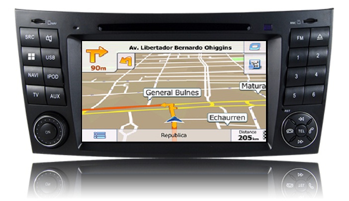 Mercedes CLS 2004-2010 navigatie dvd Parrot Carplay Android Auto DAB+