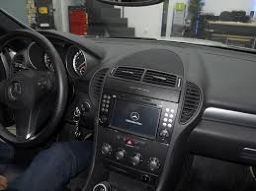 Mercedes SLK R171  klasse navigatie dvd Parrot carkit Apple car play android auto DAB+