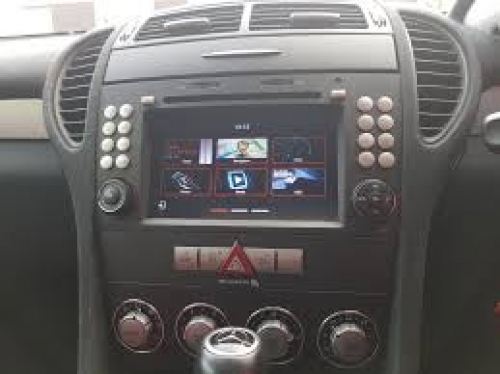 Mercedes SLK R171  klasse navigatie dvd Parrot carkit Apple car play android auto DAB+