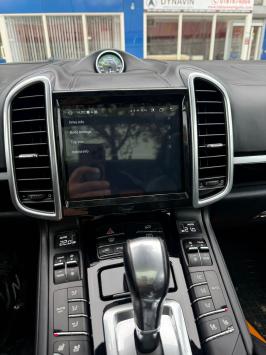 Navigatie Porsche Cayenne 2011-2017 carkit android 14 met apple carplay en android auto overname bose