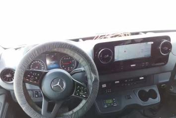 Navigatie voor Mercedes Sprinter W907/W910 vanaf 2018 touchScreen android 13 carkit overname boordcomputer  Carplay android auto